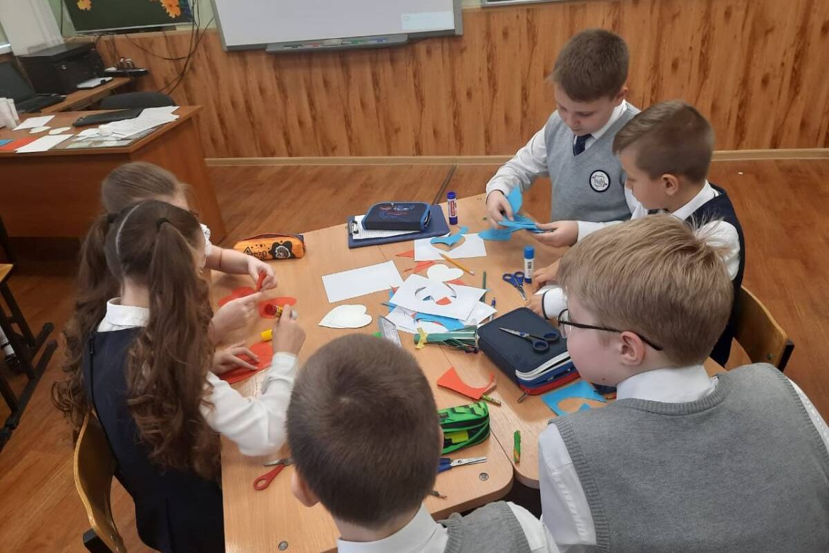 Школьники Липецка и области приняли участие во всероссийской акции «Парад сердец»