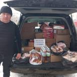 Чаплыгинские единороссы отправили теплые вещи и продукты на фронт