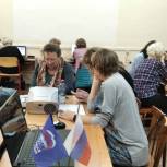 «Единая Россия» провела курсы компьютерной грамотности для пенсионеров в Мурманске