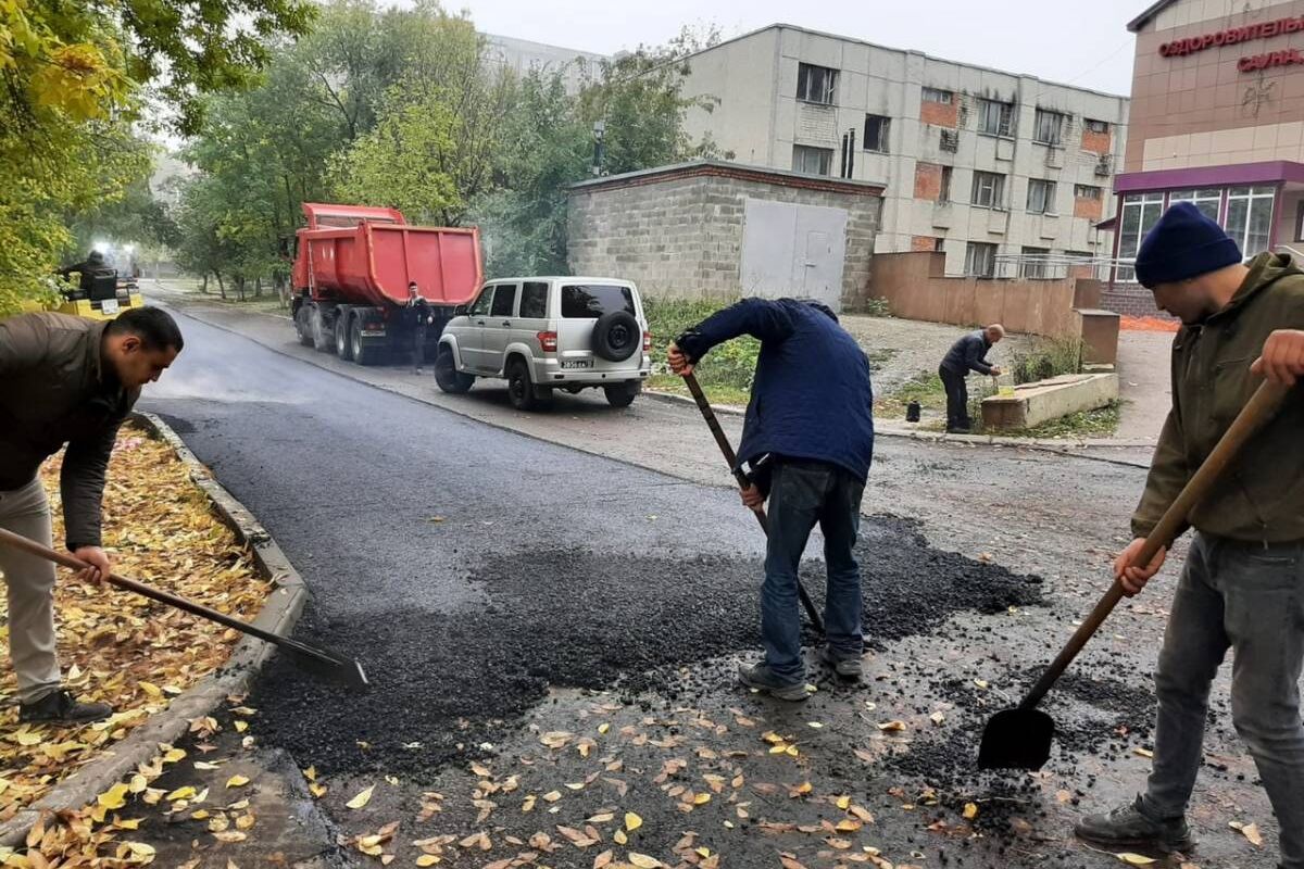 Вопрос с ремонтом дороги по улице Р. Люксембург удалось решить