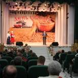 Аграрии Тбилисского района внесли весомый вклад в рекордный каравай Кубани