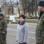 Людмилой Нещадим посетила мобилизованных в воинской части в Луге