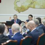 Фракция «Единой России» в Собрании депутатов НАО поддержала поправки в бюджет округа 2022 года.