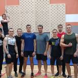 Эдуард Исаков провел силовую тренировку для студенческой молодежи