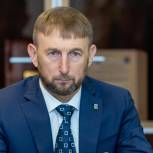 Эдуард Козлов внесет на рассмотрение Магаданской областной Думы законопроект «О патриотическом воспитании в Магаданской области»