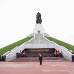 В Кемерове по инициативе «Единой России» открыли мемориал Воину-освободителю