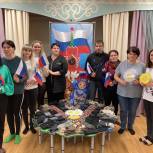 Воспитанники детского сада в Кирсанове с родителями и воспитателями сделали подарки для военных