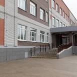 Завершается строительство школы на Юбилейной и капремонт Псковского технического лицея
