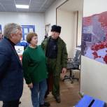 В Южноуральске Дмитрий Вяткин и Игорь Михайлов обсудили с партийцами вопросы гуманитарной миссии