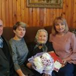 Единороссы поздравили со столетним юбилеем ветерана Мари-Турекского района