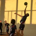 Агрызские активисты МГЕР организовали турнир по волейболу среди молодежи