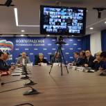 В рамках партпроекта «Здоровое будущее» в Волгограде  обсудили вопросы организации курсов по оказанию первой медицинской помощи для добровольцев