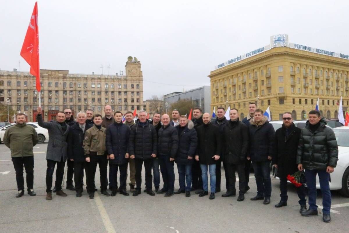 В Волгограде прошел патриотический автопробег «Солдату Сталинграда»,  посвященный 80-й годовщине начала контрнаступления под Сталинградом