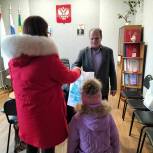 Семьи военнослужащих в Марий Эл получили посылки от единороссов Смоленской области