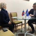Помощник сенатора от Хакасии провел приём граждан в Общественной приёмной «Единой России»