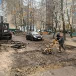 В «Единой России» оказали содействие в ремонте дороги во дворе дома на Московском проспекте