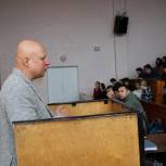 Анатолий Педошенко рассказал студентам о традициях русской армии