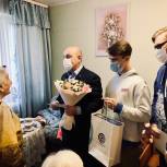 Богородские партийцы поздравили ветерана с днем рождения