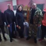«Единая Россия» и штаб #МЫВМЕСТЕ в Донецке передали теплую одежду участникам СВО