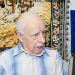 Депутат Мособлдумы Михаил Раев поздравил химчанина с 102-летием
