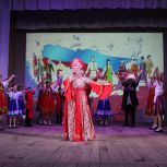 Фестиваль национальных культур, спортивные состязания и квизы: «Единая Россия» организует праздничные мероприятия