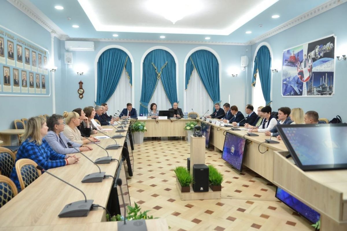 В Пензе обсудили кадровый суверенитет