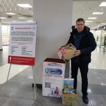 В Пензе Дмитрий Каденков принял участие в благотворительной акции «Коробка храбрости»