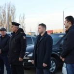 Артем Бичаев передал 5 автомобилей для нужд СВО