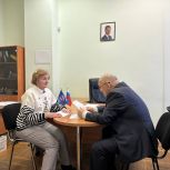 Александр Гончаренко дал старт тематической неделе приема граждан по вопросам ЖКХ