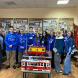 В Самарской области «Единая Россия» организовала экскурсию для молодёжи в музей наземного городского электротранспорта