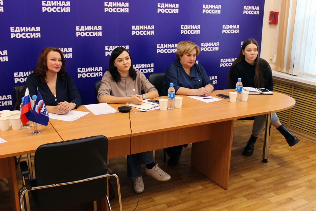 «Новая школа» развивает сотрудничество с «Движением первых»