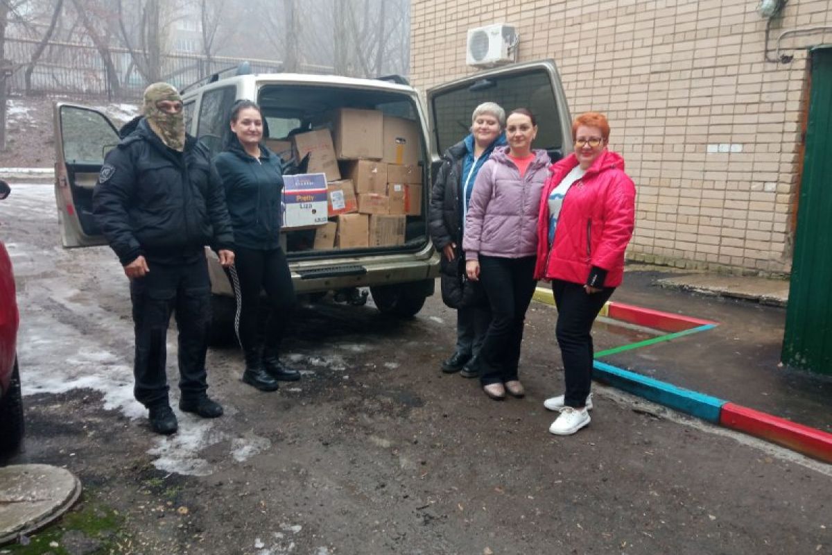 Активисты Заводского района Саратова собрали очередную партию гуманитарной  помощи бойцам СВО