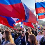 Помощь участникам СВО, автопробеги и мастер-классы: «Единая Россия» присоединилась к праздничным акциям