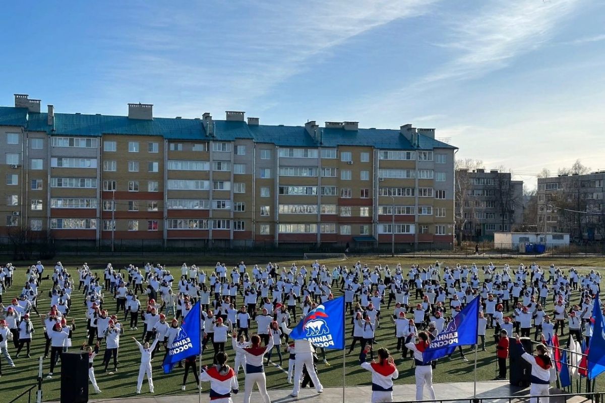 Виктор Горбунов поздравил с Днем народного единства жителей Шумерли