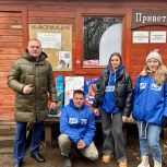 В рамках партпроекта «Защита животного мира» солнечногорские активисты «Молодой Гвардии Единой России» побывали в приюте для животных