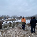 «Партийный десант» проинспектировал реконструкцию моста в Новоторъяльском районе
