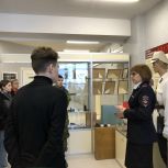 «Молодая Гвардия» и «Единая Россия» организовали профтур для молодежи в МРЭО ГИБДД по Воронежской области