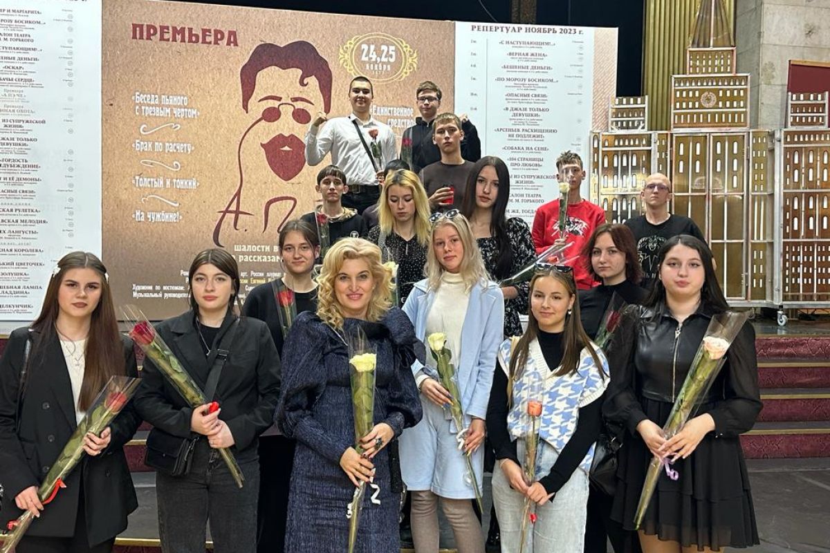 Дети военнослужащих познакомились с шедевром мировой литературы на сцене приморского театра