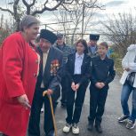 Активисты «Единой России» поздравили ветерана Великой Отечественной войны с 97-летием