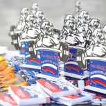 Единороссы Москвы организовали турнир по тяжёлой атлетике в Мариуполе
