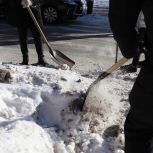 Депутаты «Единой России» и активисты «Молодой Гвардии» откликнулись на призыв мэра Хабаровска выйти на очистку города от снега