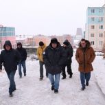 В рамках реализации народной программы партии в столице Чукотки единороссы провели мониторинг дворовых территорий