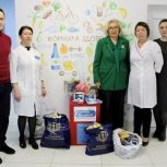 Депутаты Рязанской городской Думы передали собранные в ходе акции «Коробка храбрости» игрушки в больницы Рязани