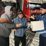 В Ульяновской области активисты «Единой России» помогли водителям, застрявшим на трассах из-за снегопада