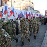 В День народного единства из Нижнего Новгорода в зону СВО отправились добровольцы
