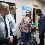 Штаб общественной поддержки передал собранную гуманитарную помощь в администрацию Ленинского района