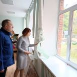 Денис Желиховский оказал поддержку детским садам своего округа в ремонте помещений и благоустройстве территорий