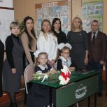 В школе Шербакульского района установили Парту Героя