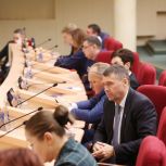 Депутаты отметили социальную ориентированность бюджета области на ближайший трёхлетний период