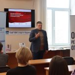 «Единая Россия» продолжает проводить лекции для омских студентов на тему донорства крови и костного мозга